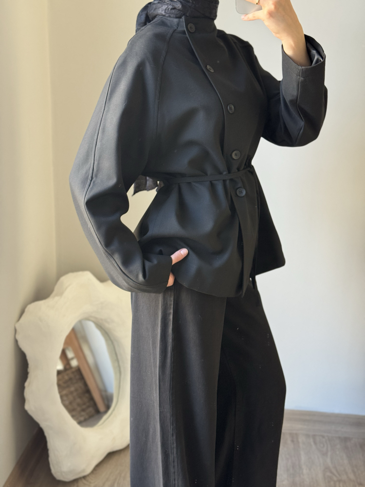 Dik yaka ceket / siyah