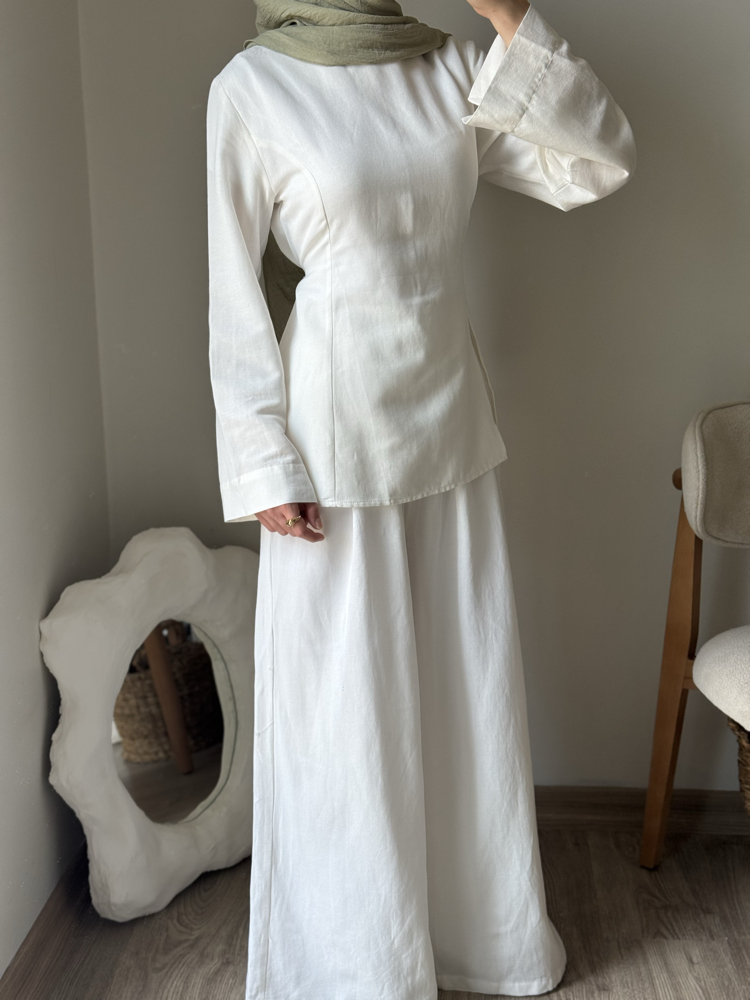 Yırtmaçlı pantolon takım / beyaz