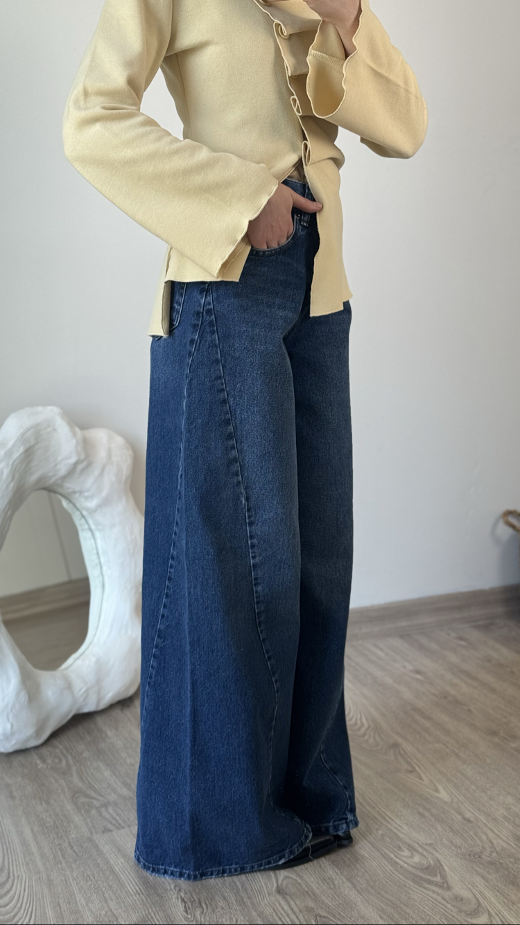Wide Leg Jean