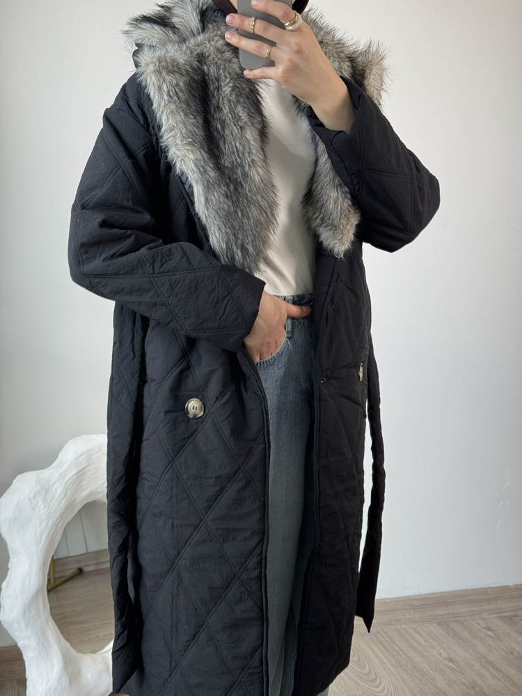 Uzun kapitone mont / siyah
