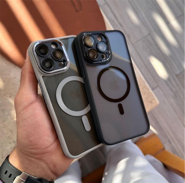 iPhone Focus Pixel Case