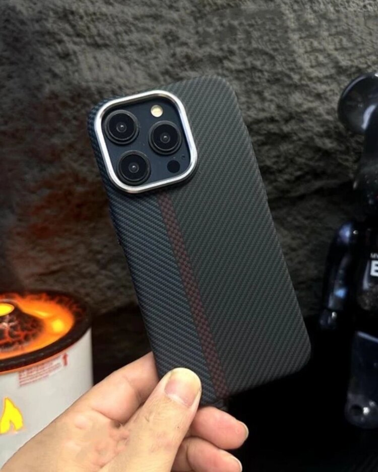 İPHONE FİBER KARBON CASE