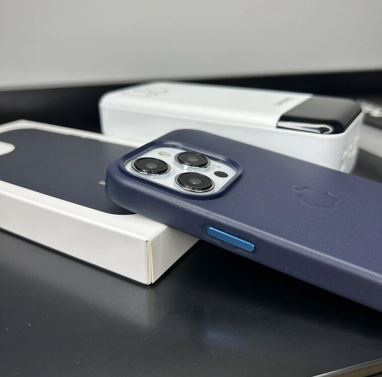 İPhone Gece Mavisi Deri Magsafe Case