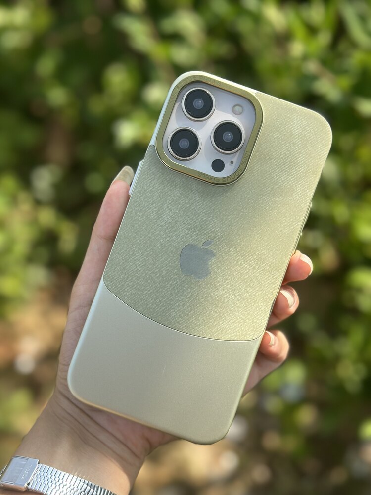 IPhone Spe- Eds Leather Case