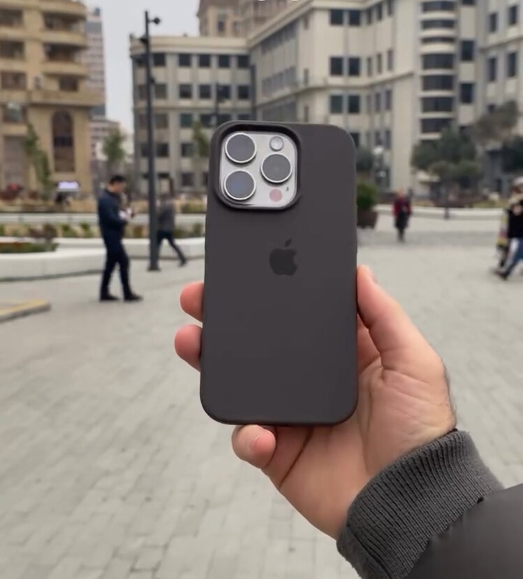 iPhone Füme Magsafe Özellikli Lansman Case