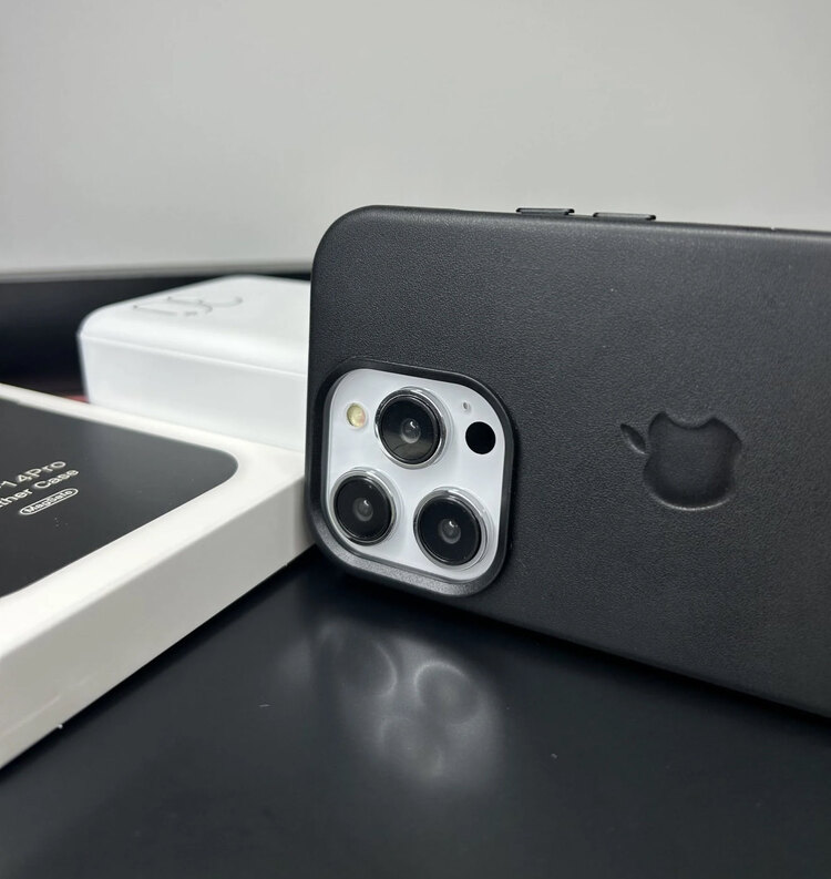 İPhone Siyah Deri Magsafe Case