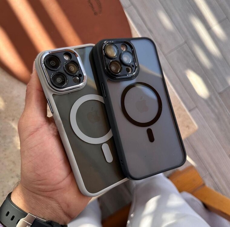iPhone Focus Pixel Case