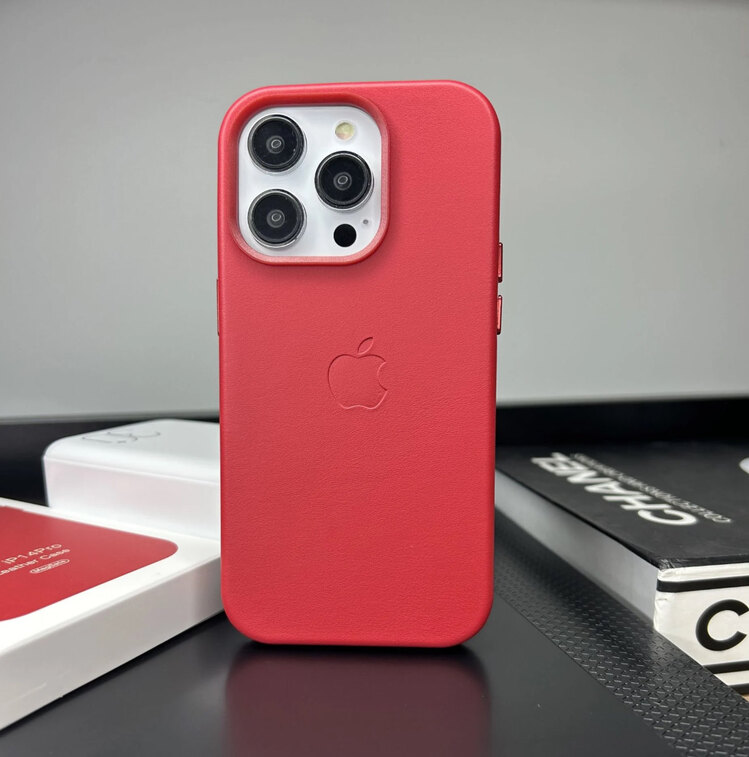 İPhone Kırmızı Deri Magsafe Case