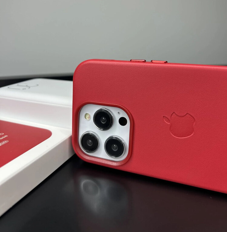 İPhone Kırmızı Deri Magsafe Case