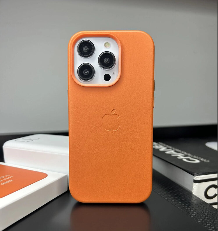 İPhone Turuncu Deri Magsafe Case
