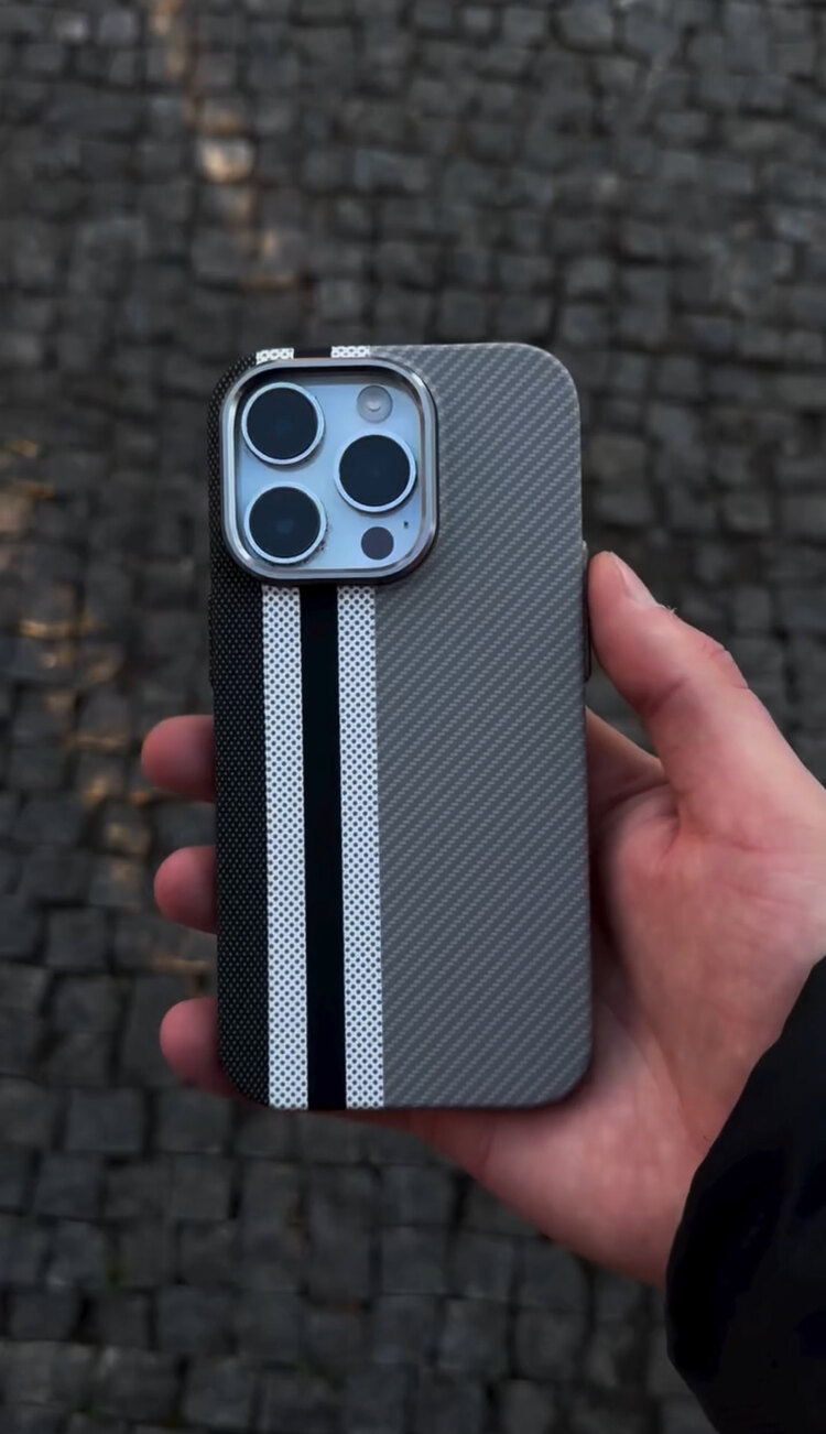 İPHONE FİBER KARBON CASE