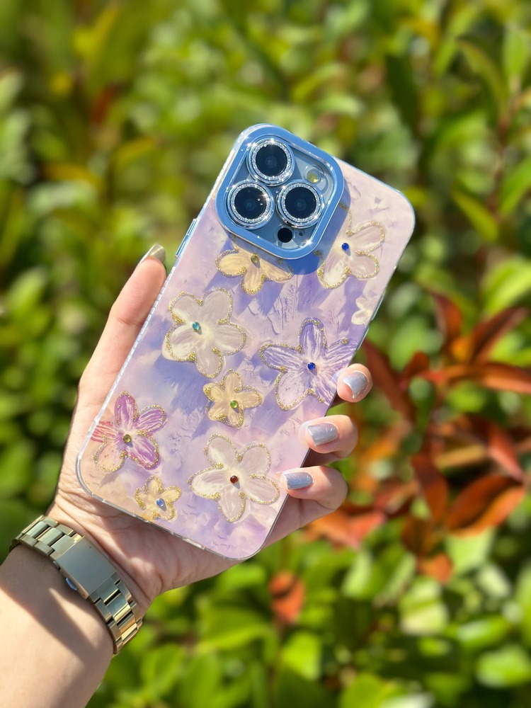 İPhone Hologramlı Çiçek Desenli Taşlı Kamera Korumalı Case