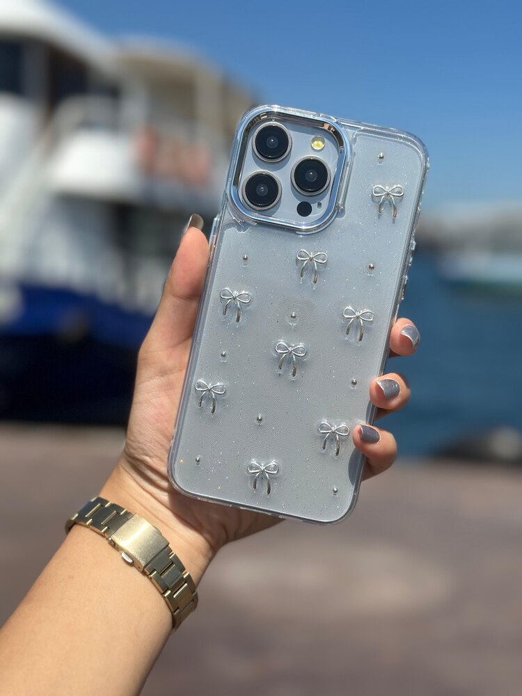İPhone Fiyonk Desenli Case