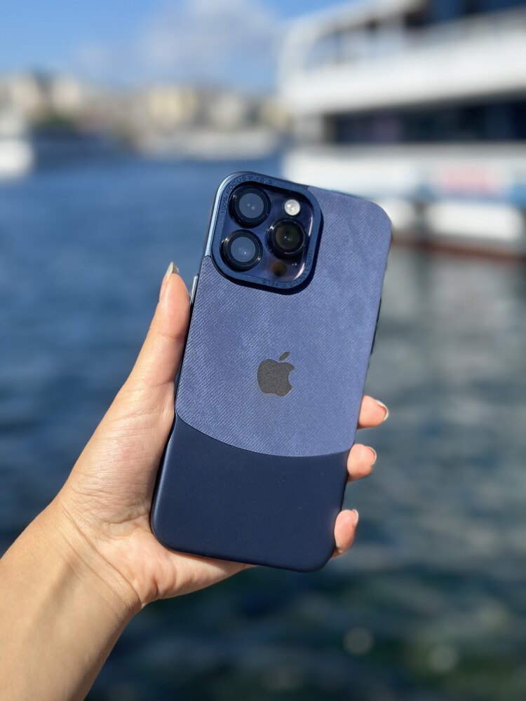 IPhone Spe- Eds Leather Case
