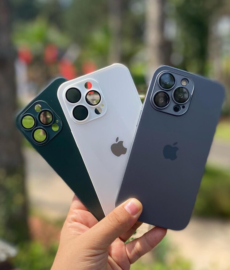 İPHONE AG -GLASS LENS KORUMALI MAGSAFE ÖZELLİKLİ KILIF
