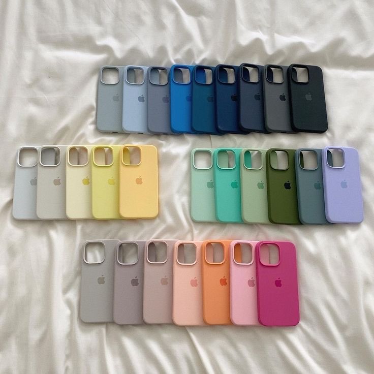 İPHONE LANSMAN KILIF RENK SEÇİMİNİ 1.FOTOĞRAFTAN SEÇEREK SATICIYA NOT KISMINA BELİRTİNİZ)