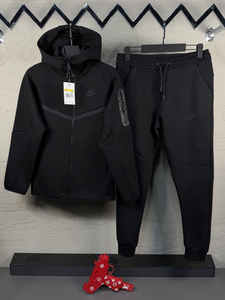 Nike Tech Fleece Takım Siyah