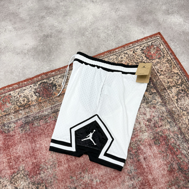Jordan Diamond Şort Beyaz/Siyah