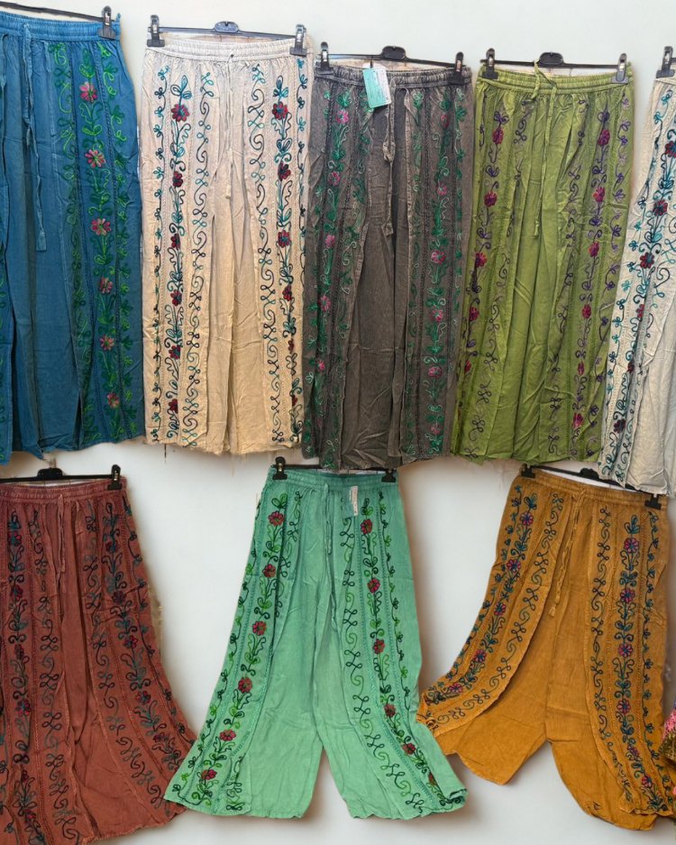 Yırtmaçlı Pantolon 