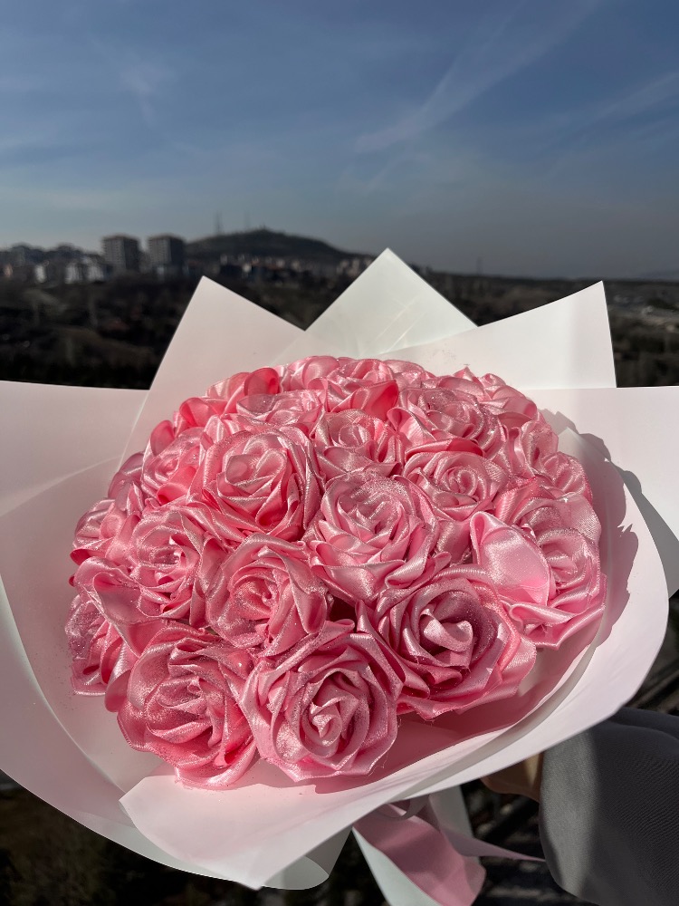Ahenk 22 li solmayan pembe gül buketi