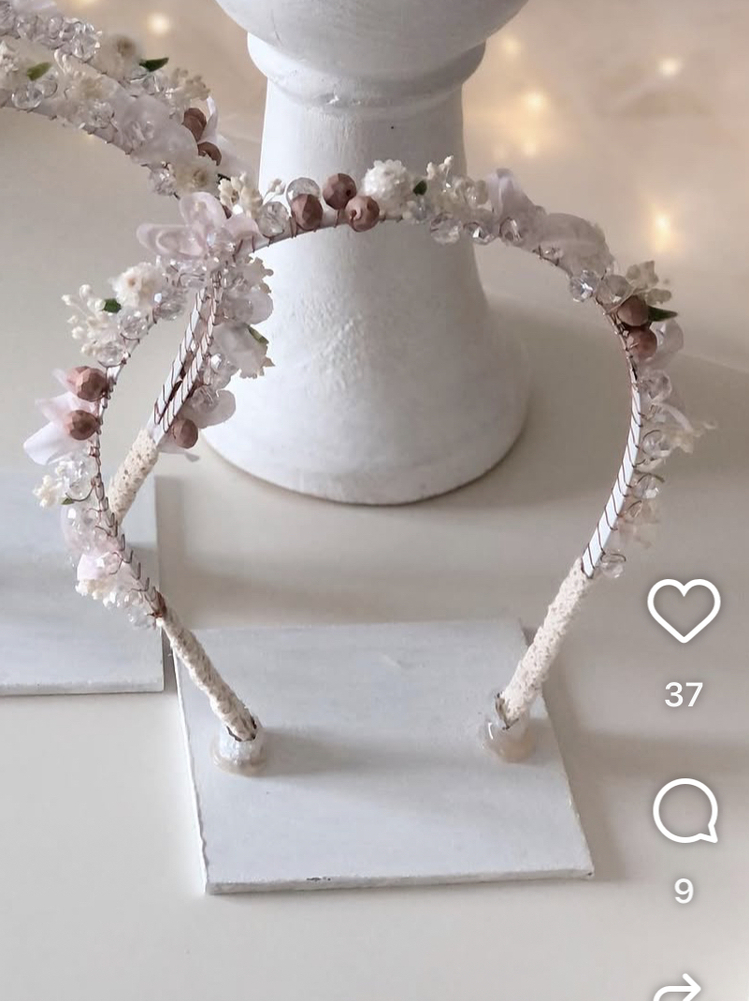 Tek sıra kristal-uçuk pembe Anne tacı