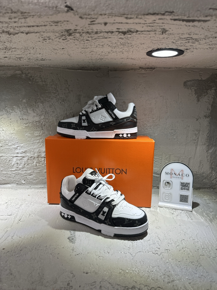 LV Trainer Black