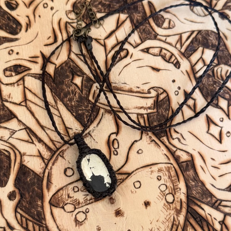Apache Gold Örgü Kolye