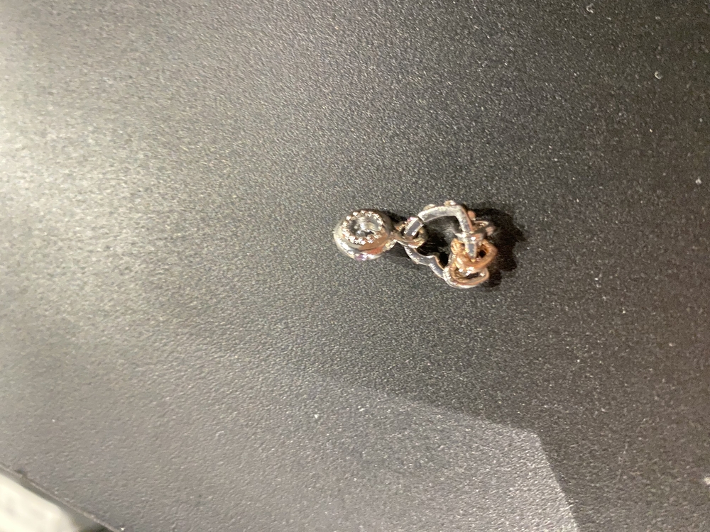 Kalp sallantılı Çelik charm