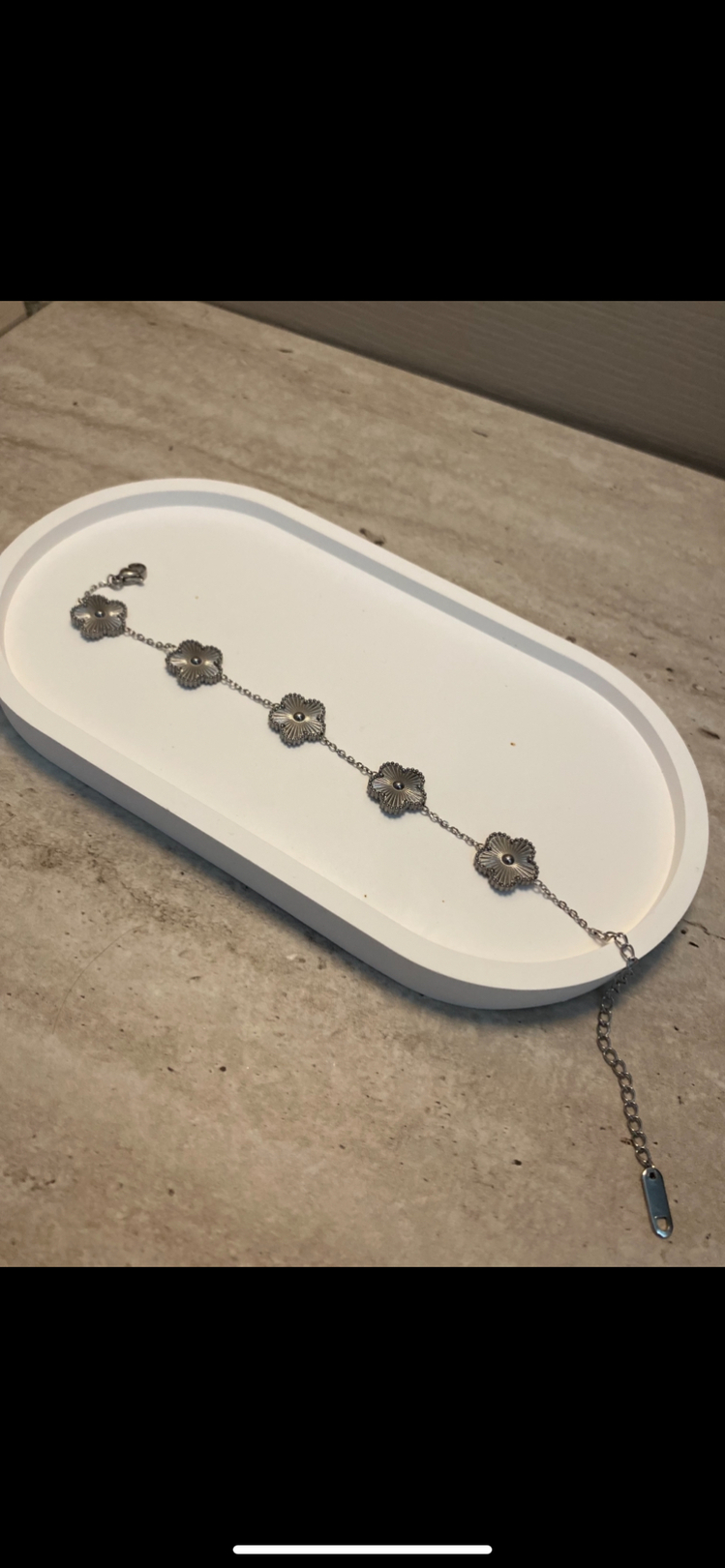 Gümüş renk çelik yonca model bileklik
