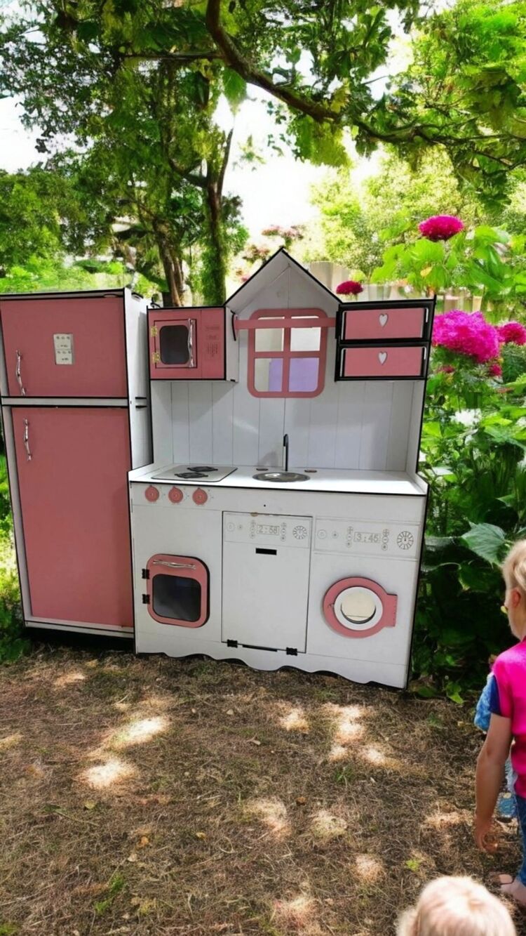 Buzdolaplı Ahşap 6 mm. Mutfak. Büyük Boy