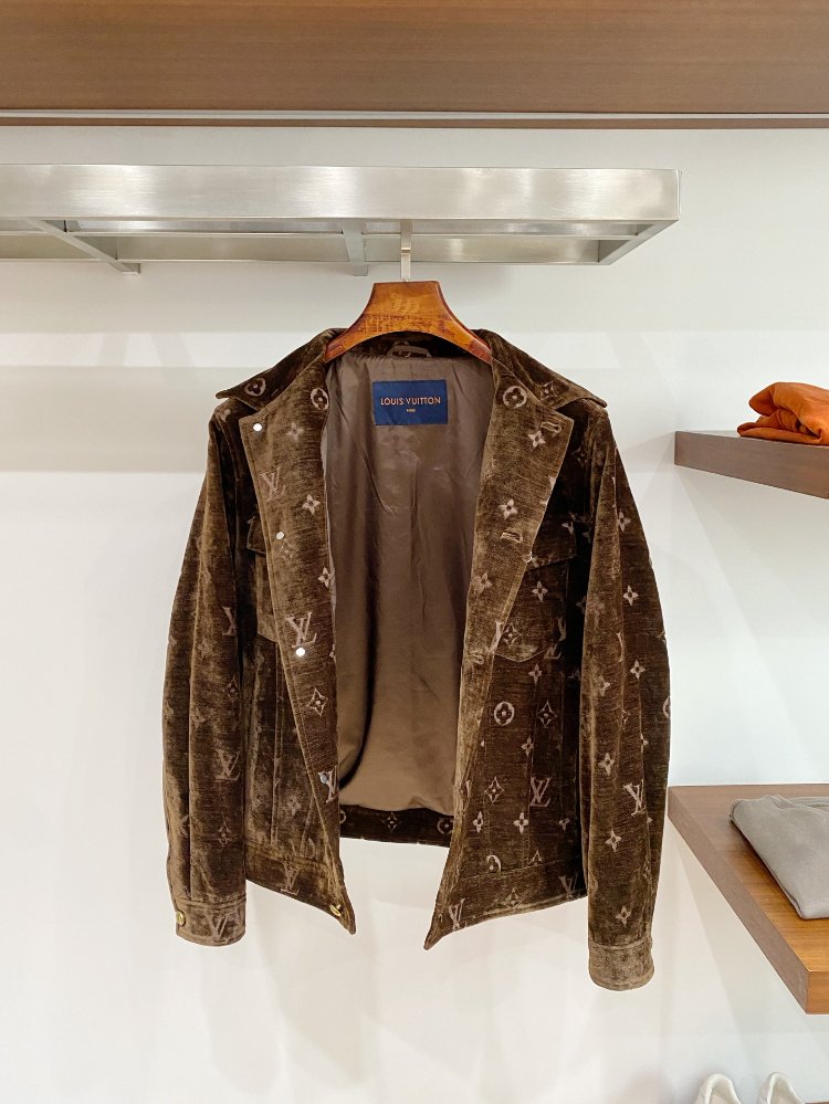 Louis Vuitton Mont