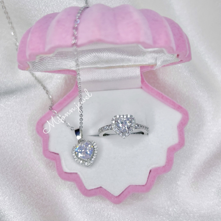 Işıklı kutuda Love set