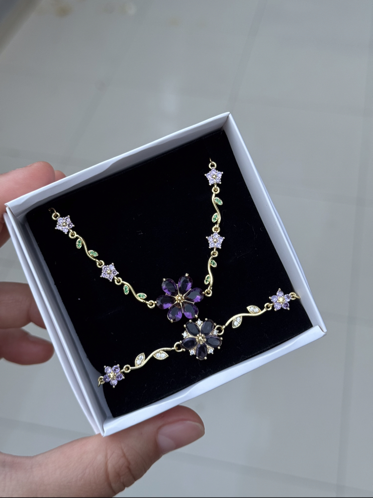 Çiçek kolye bileklik set