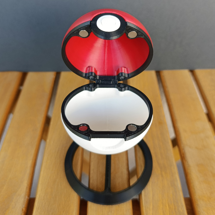 Gerçek Boyut Pokemon Pokeball Poketopu (Standlı, Açılabilir, Mıknatıslı Kilit)