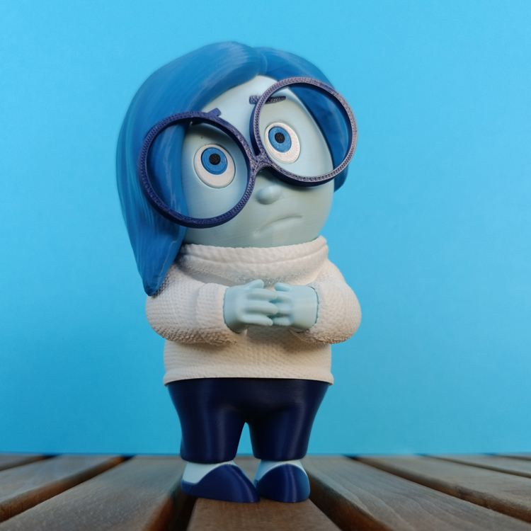 Inside Out (Ters Yüz) Üzüntü Karakteri Figürü – 15 cm Koleksiyonluk ve Hediyelik Figür