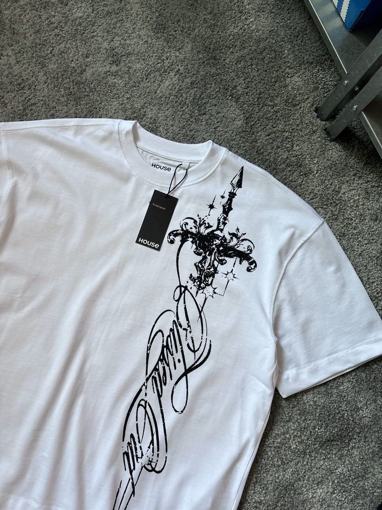 Italic Blade Tee