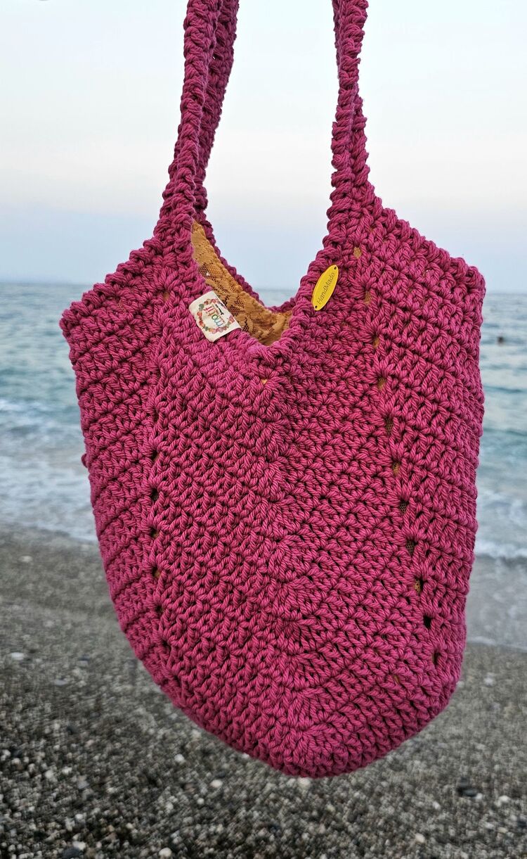 Pembe örgü çanta 