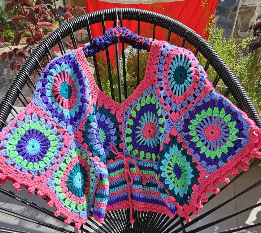 rengarenk Motifli  crop