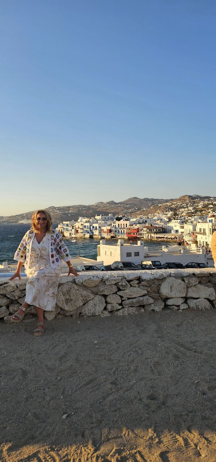 Motif yazlık örgü çeket 