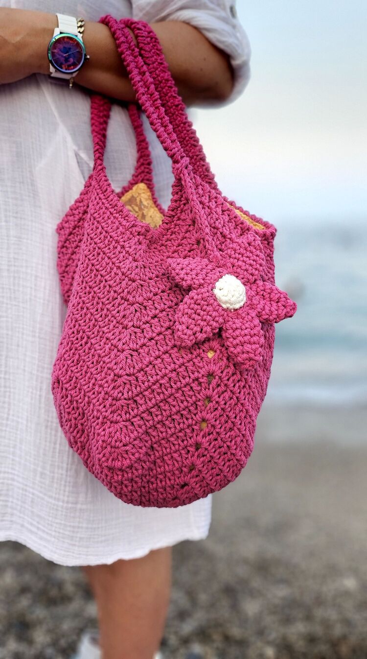 Pembe örgü çanta 