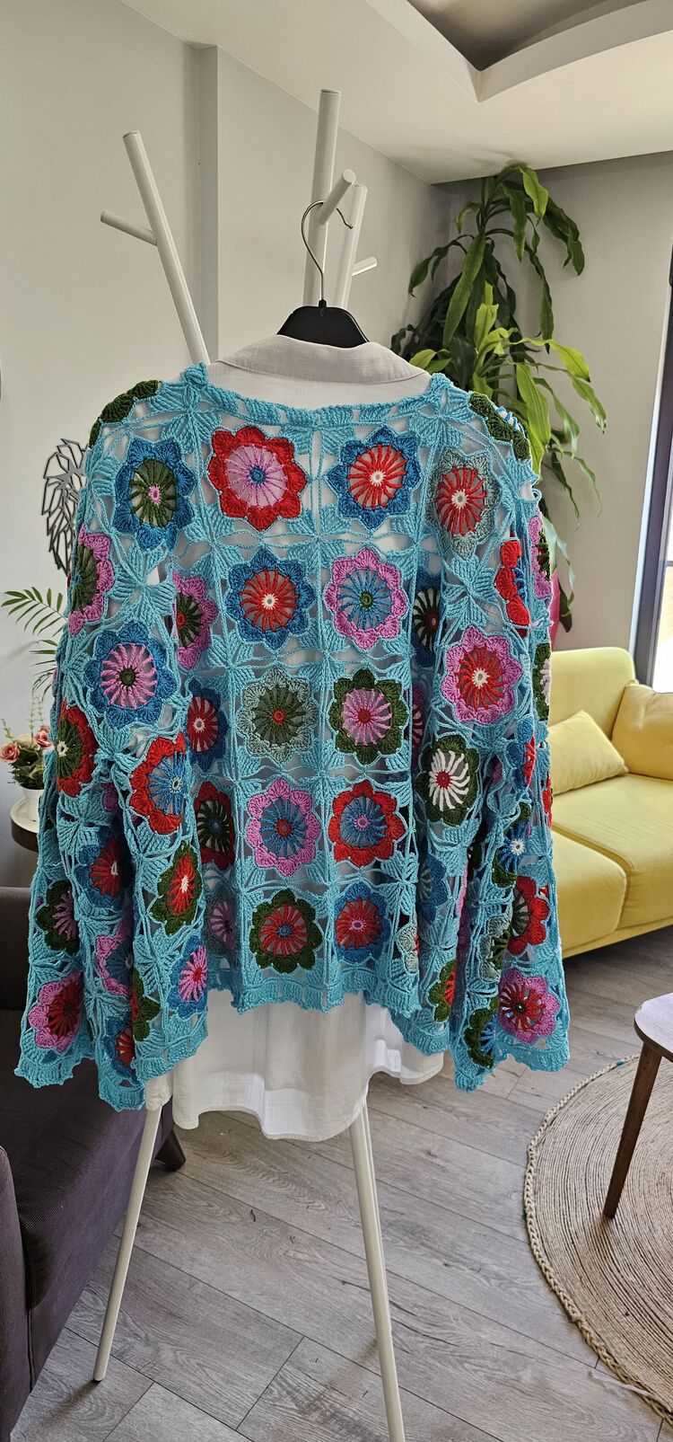 Motif rengarenk yazlık hırka 
