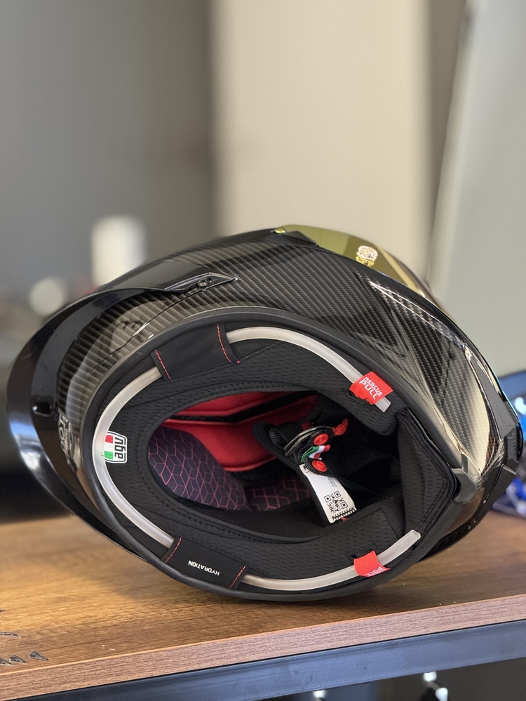 AGV PİSTA GP 