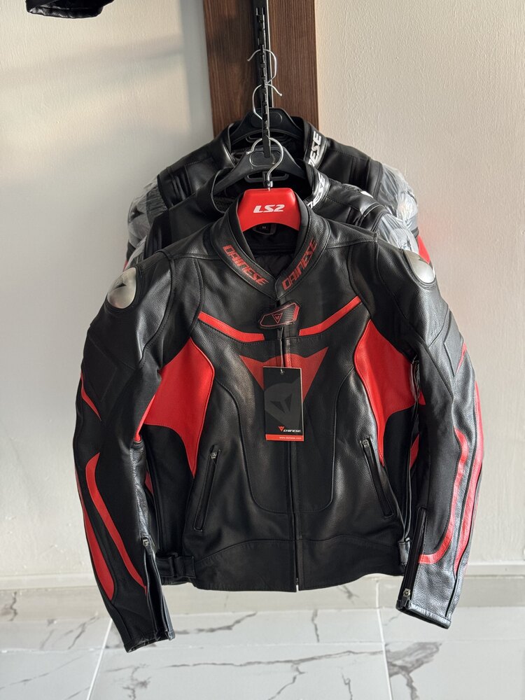 Dainese mont 