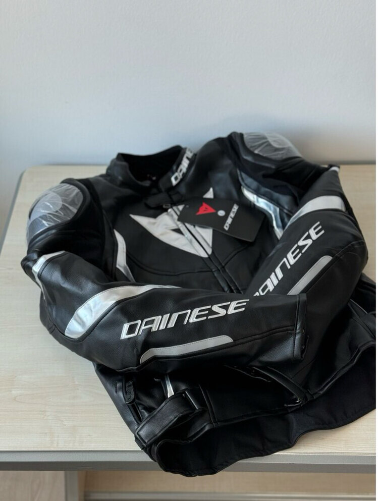 Dainese avro D4 (deri) premium