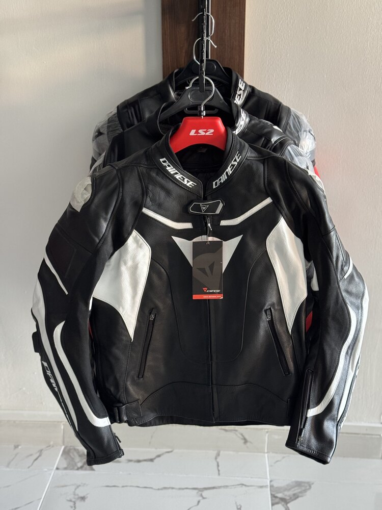Dainese mont 