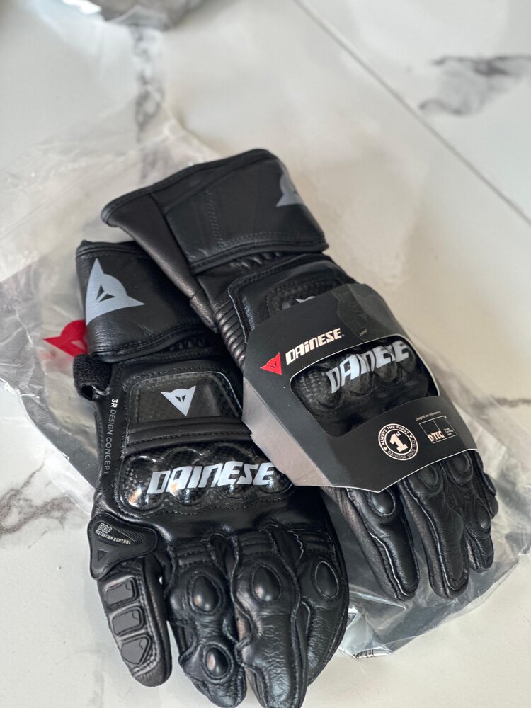 Dainese uzun bilek eldiven 