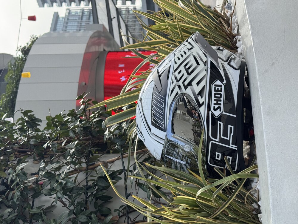 SHOEİ MARQUEZ 93 SİYAH-BEYAZ