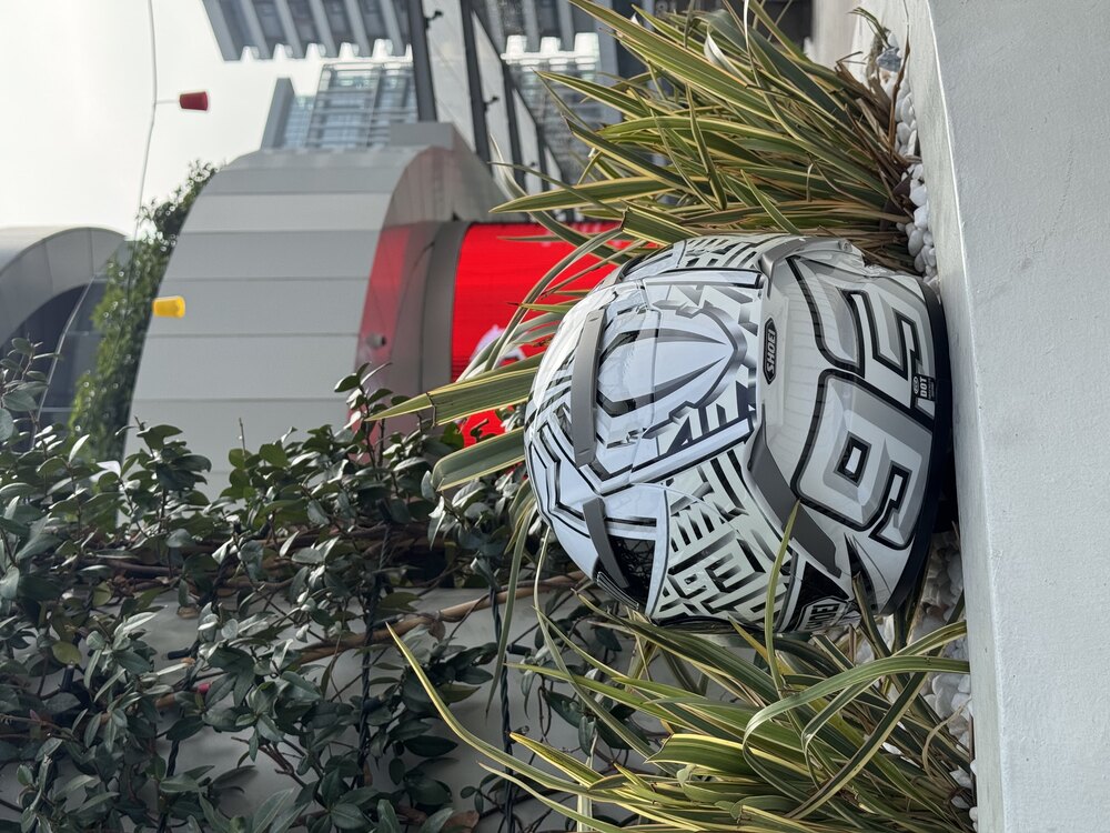SHOEİ MARQUEZ 93 SİYAH-BEYAZ