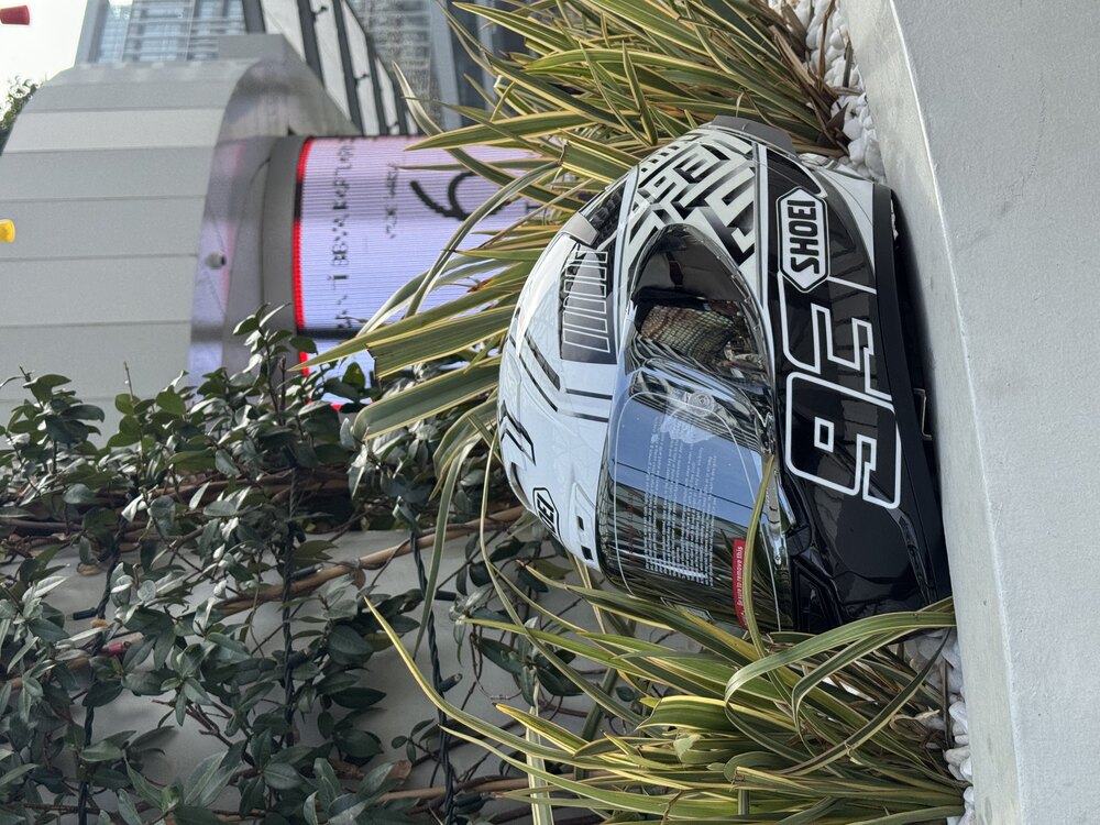 SHOEİ MARQUEZ 93 SİYAH-BEYAZ