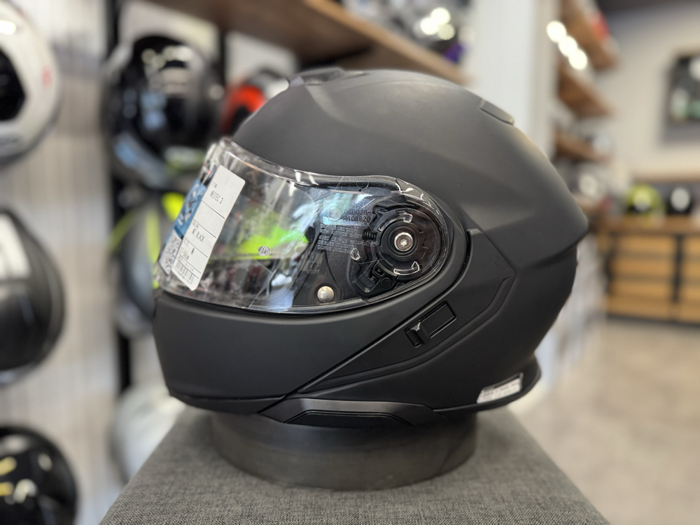Shoei Neotech 3 Mat siyah